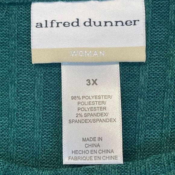 NWT Alfred Dunner Woman Top 3X Emerald Isle Green Center Medallion Embroidery - Picture 4 of 16